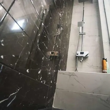 Aira's Lux Apartmán PalaiónTsiflíkion